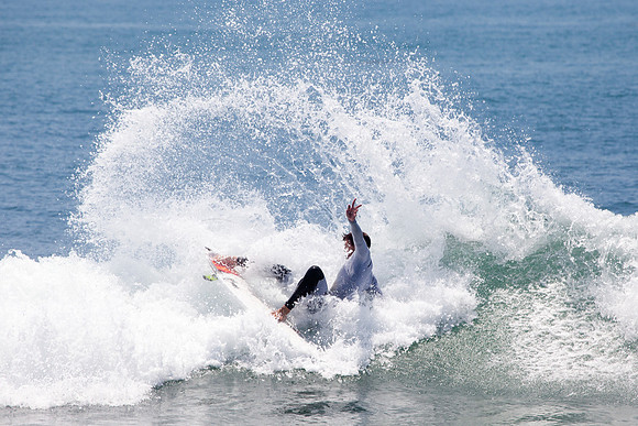 Lower Trestles - Alejo Muniz